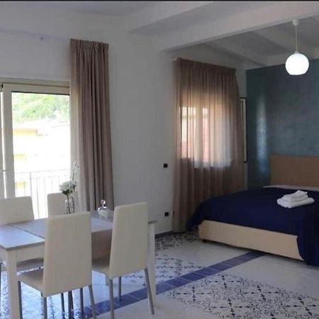 B&B Samuel Fish Bagnara Calabra Exteriér fotografie